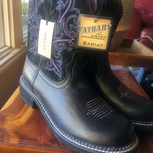 Women’s Boots size 11